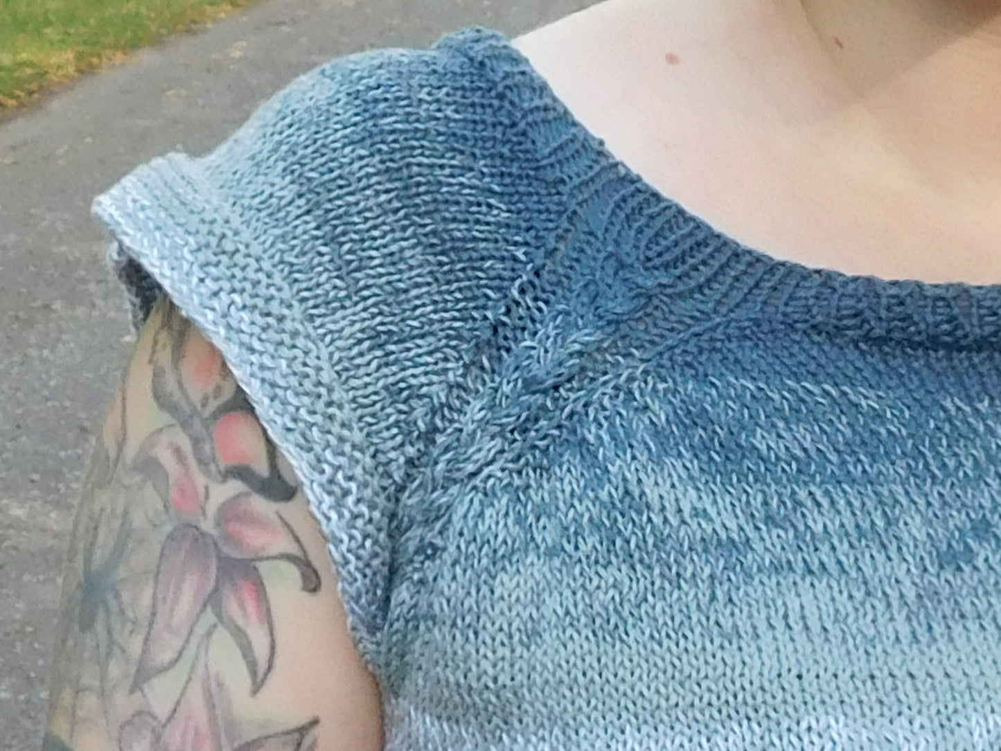 RVO Shirt FEDERLEICHT Strickanleitung