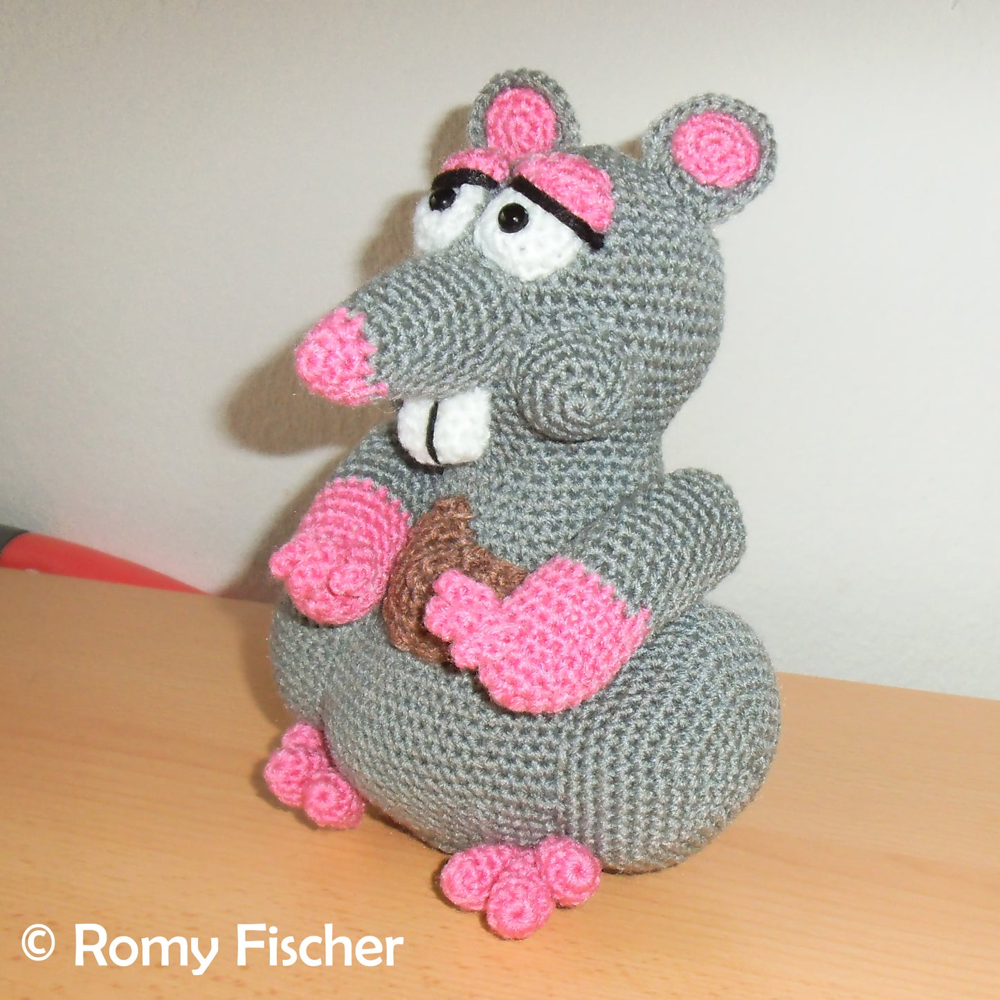 Renate, die verfressene Ratte Häkelanleitung