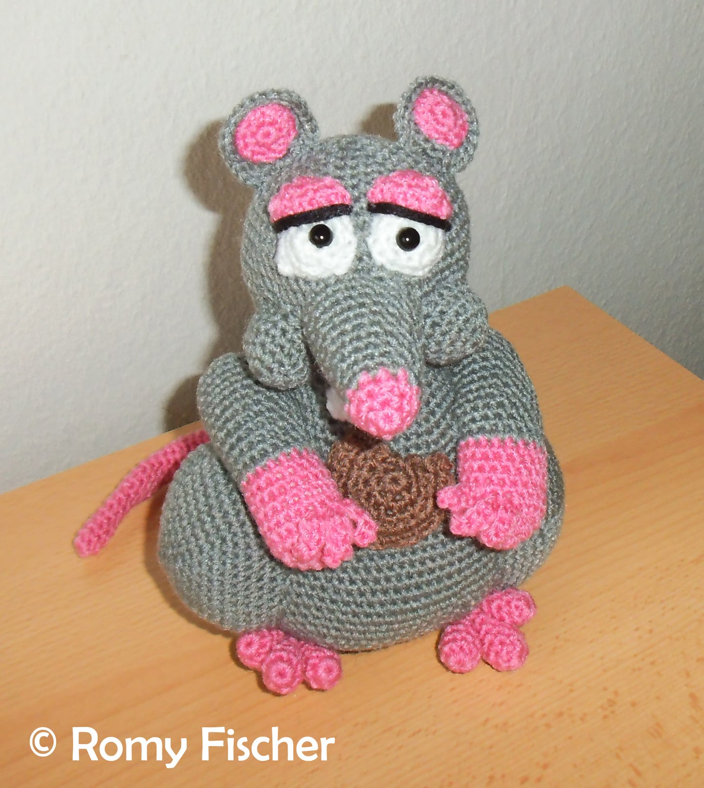 Renate, die verfressene Ratte Häkelanleitung